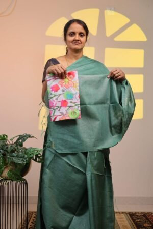 Moonga Silk Weave - Green with Sequence work - Weaved Pallu