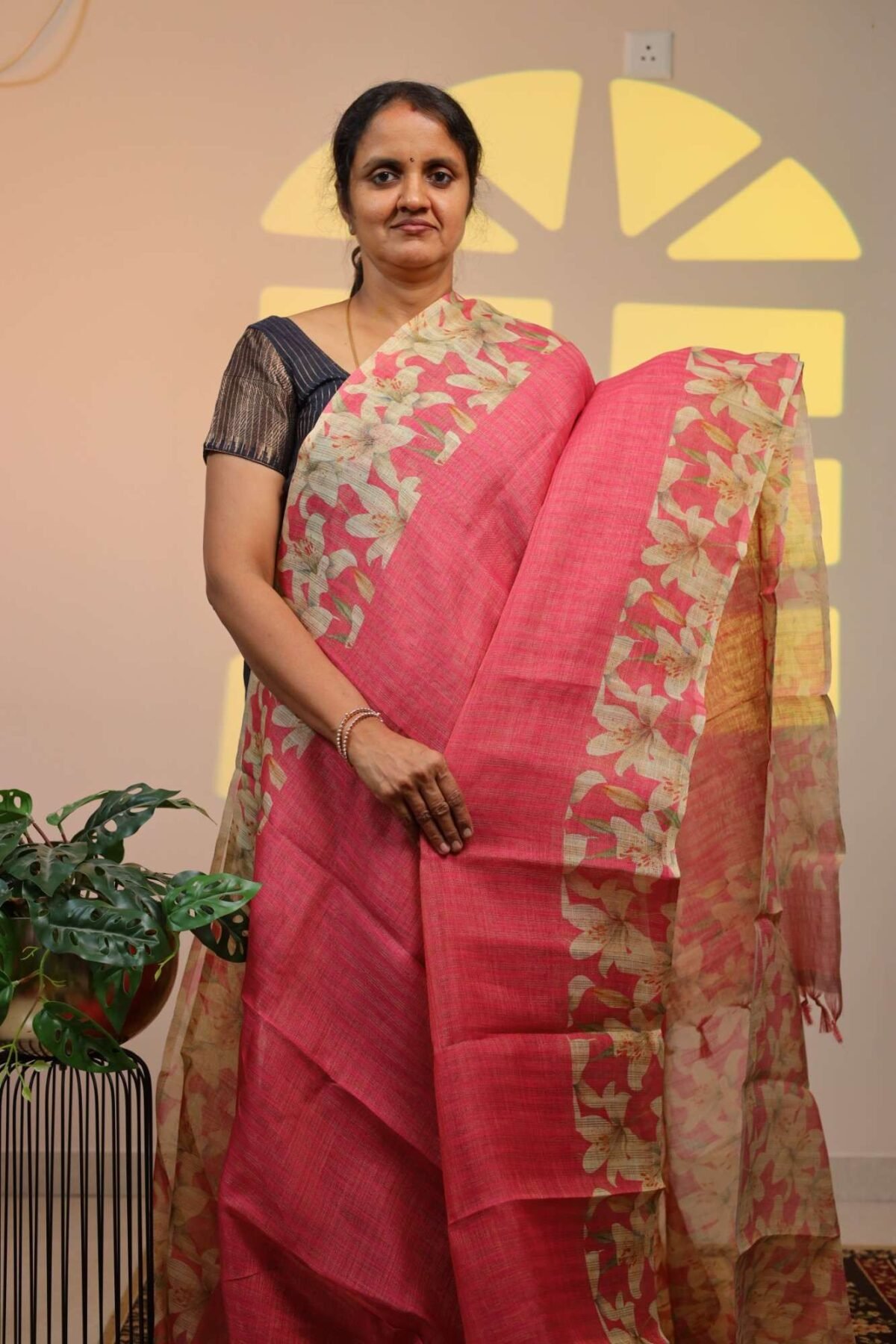 Semi Linen Floral - Coral Pink