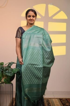 Moonga Silk Weave - Green with Sequence work - Weaved Pallu