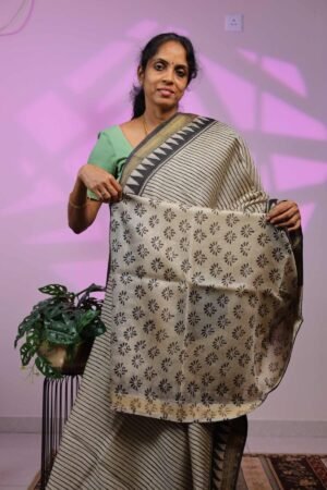 Maheswari Silk Saree - Stripes with Small Temple Border