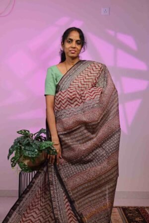 Kota Saree - Red Zig Zag in Chickoo with Black Zari Border