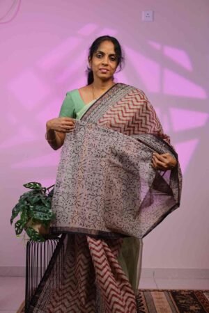 Kota Saree - Red Zig Zag in Chickoo with Black Zari Border