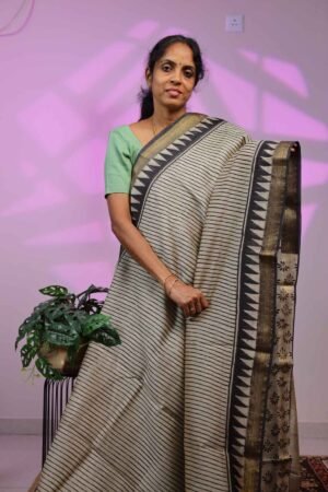 Maheswari Silk Saree - Stripes with Small Temple Border