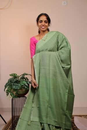 Moonga Silk Checks Pastel Green