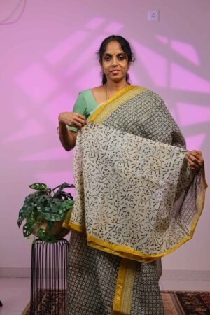 Kota saree - Black with Mustard