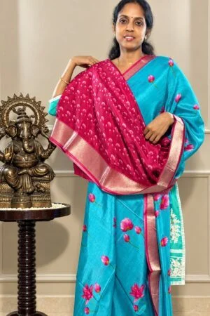 Mangalagiri Saree - Blue with Pink Zari Border